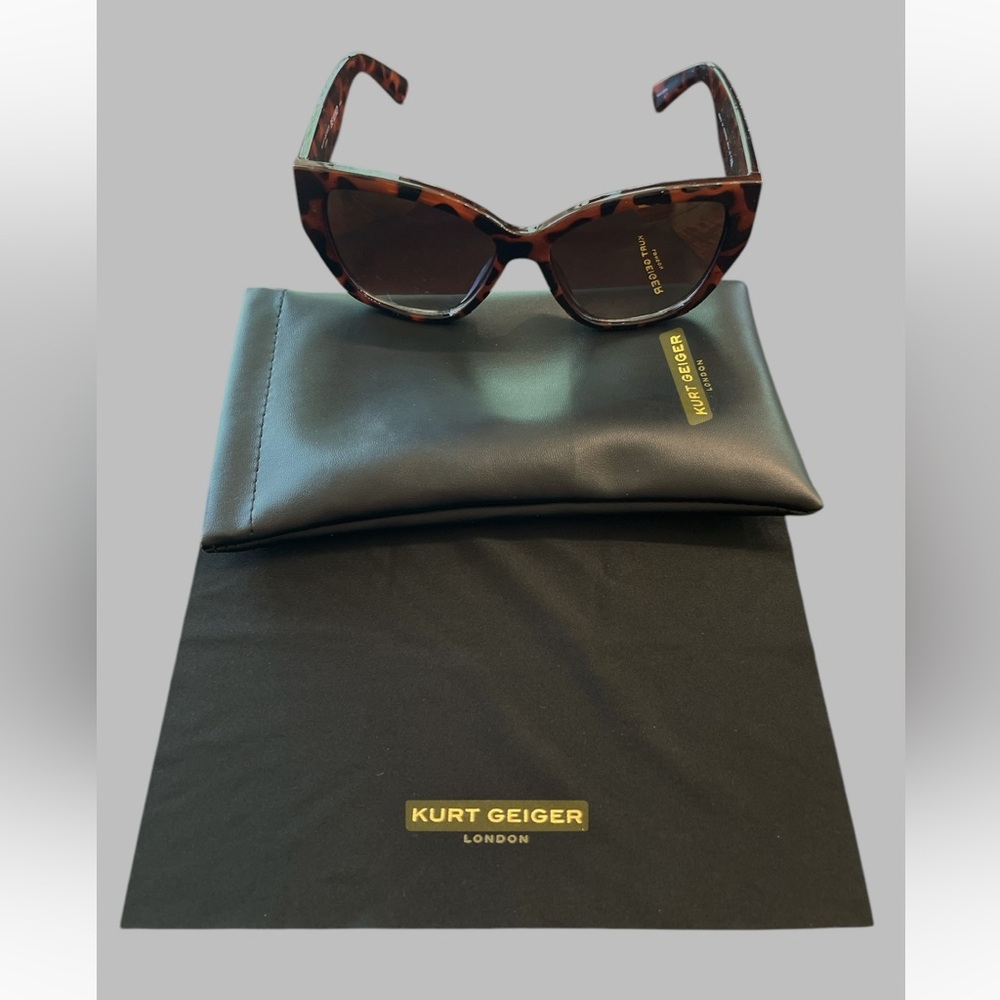 Kurt Geiger London Cat Eye Sunglasses NWT - Picture 2 of 7